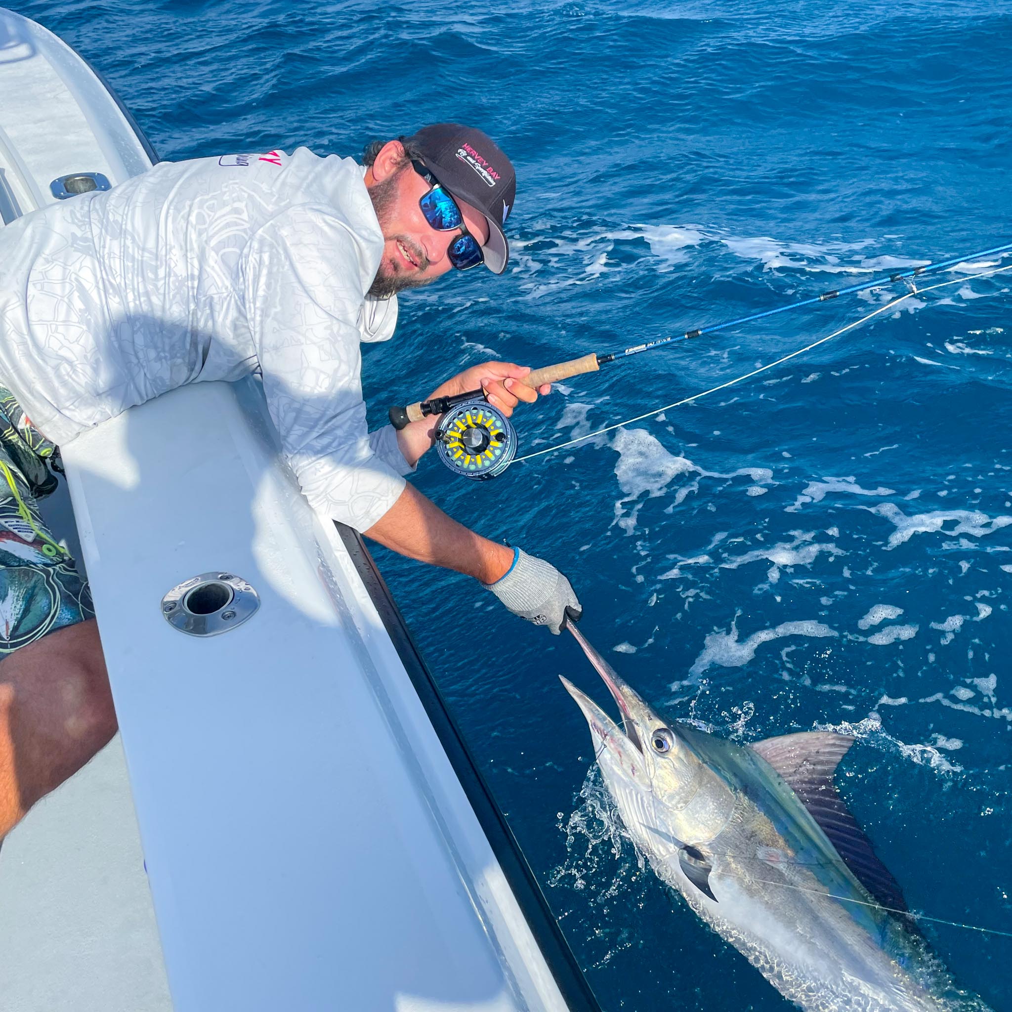 Light tackle sportfishing is what we do . . #fishing #herveybay  #visitfrasercoast #ocean #adventure #bayfishing #flatsfishing #pelagic #